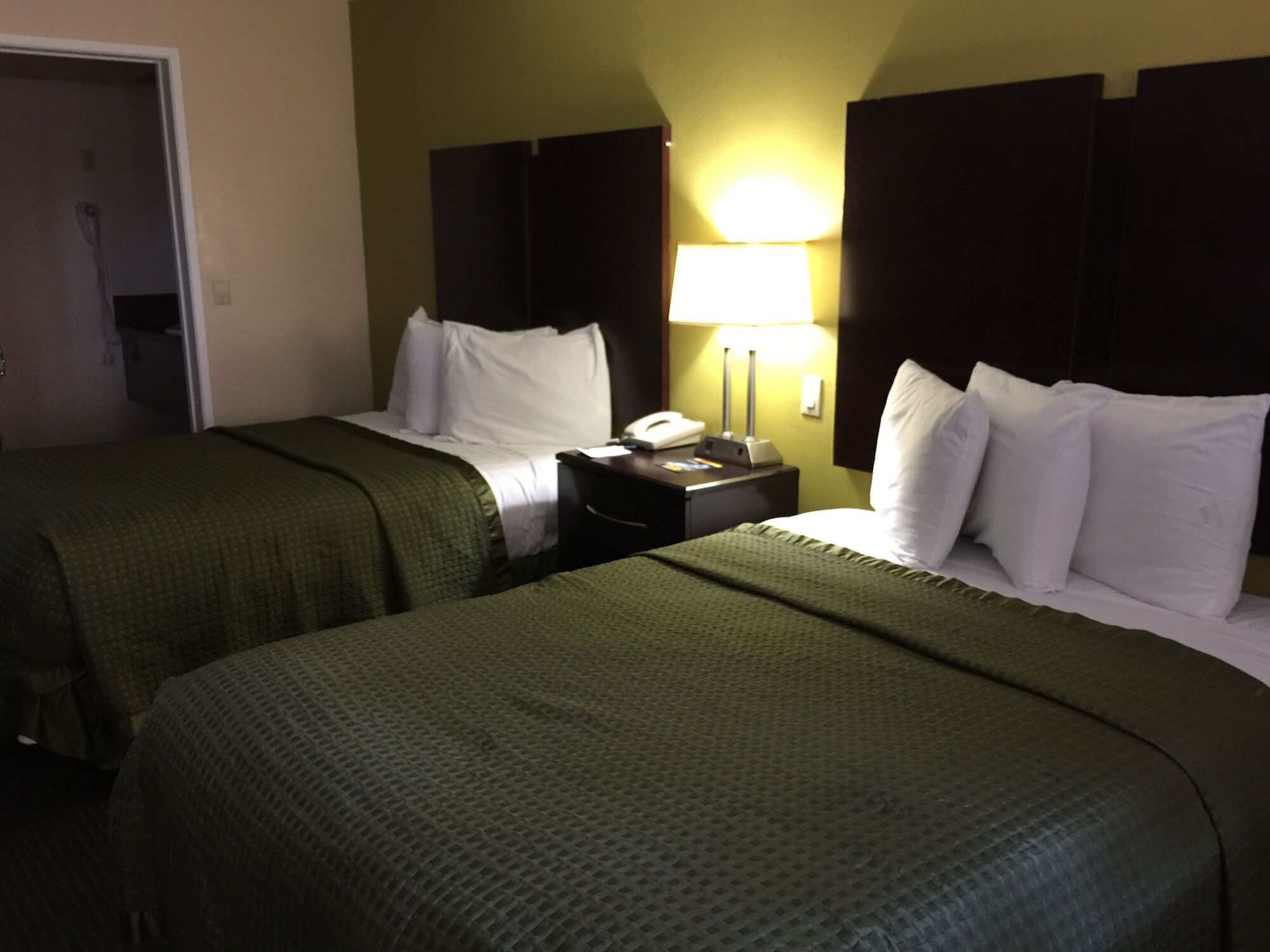 Travelodge By Wyndham Chatsworth Hotel Los Angeles